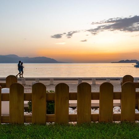 Loutraki Sea Sunset Apartamento Exterior foto