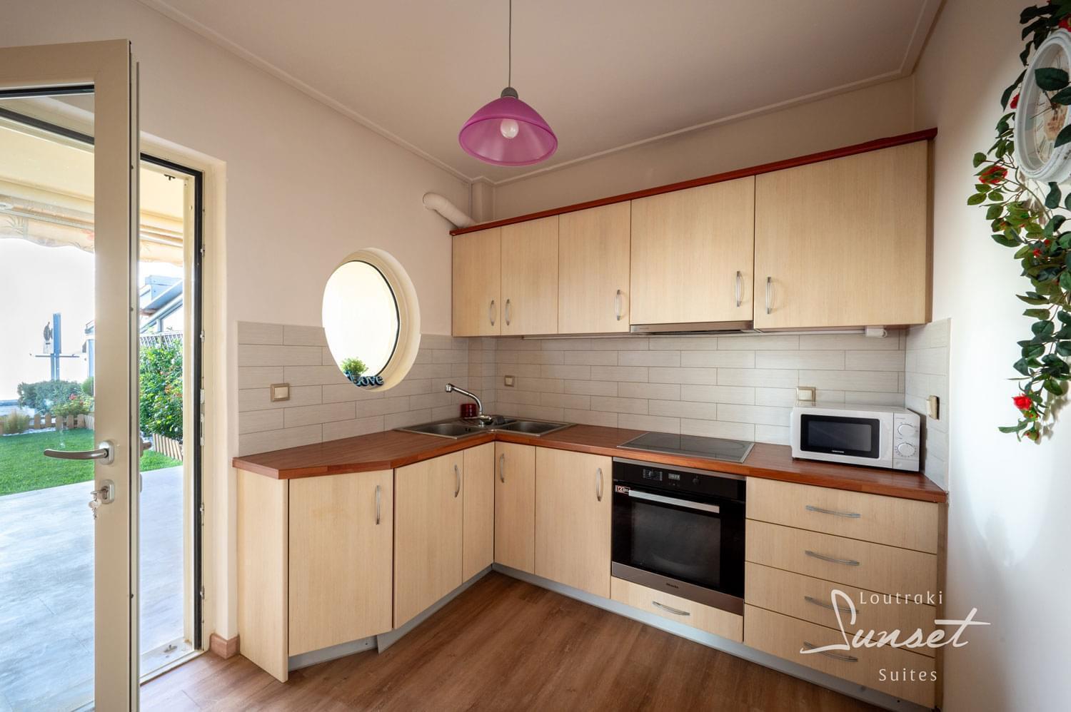 Loutraki Sea Sunset Apartamento Exterior foto